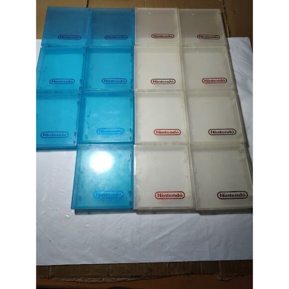 Vintage Lot of 15 Nintendo Hard Game Cases Clear & Blue - Picture 1 of 15
